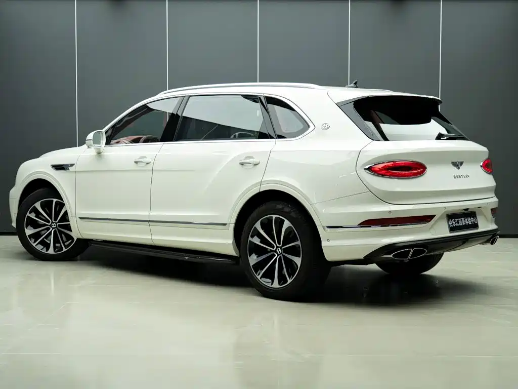 2025 Bentley Bentayga