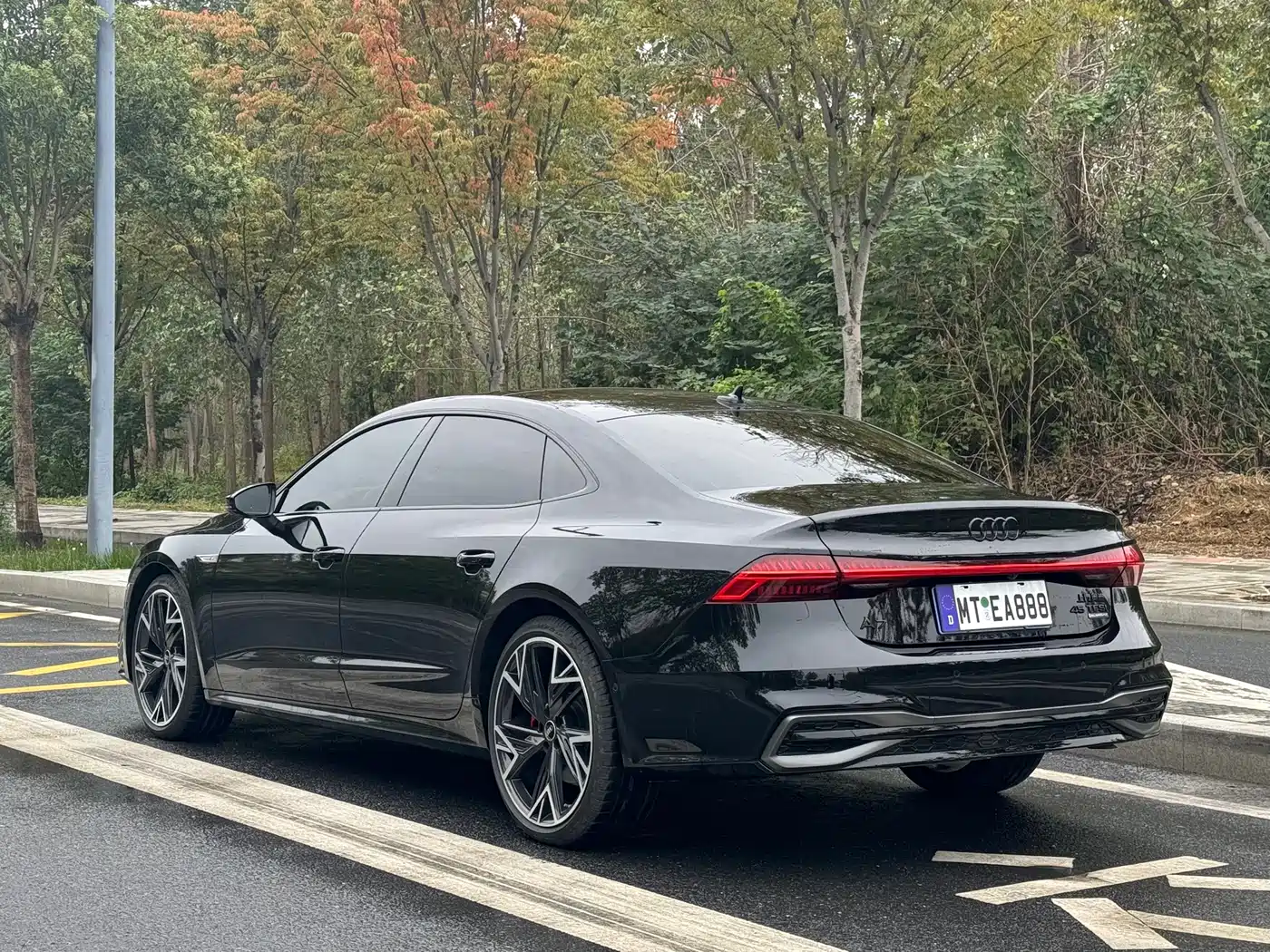AUDI A7L
