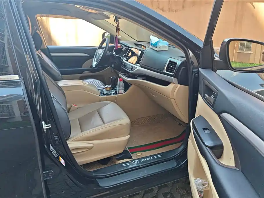 Toyota Highlander 2018 2.0T 2WD Elite 5-Seater China VI фото 8