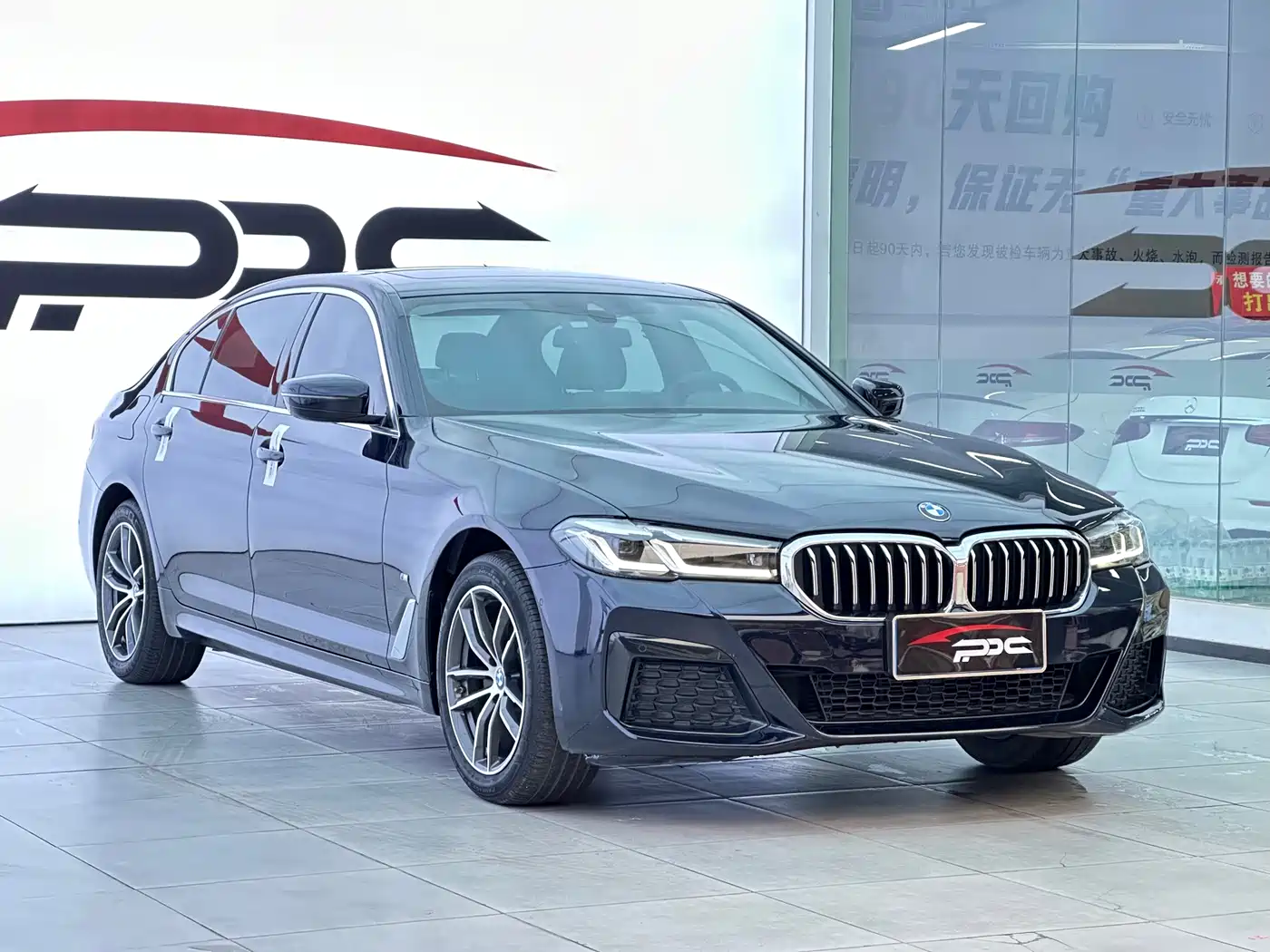 BMW 5 Series 2022 525Li M Sport Package фото 3