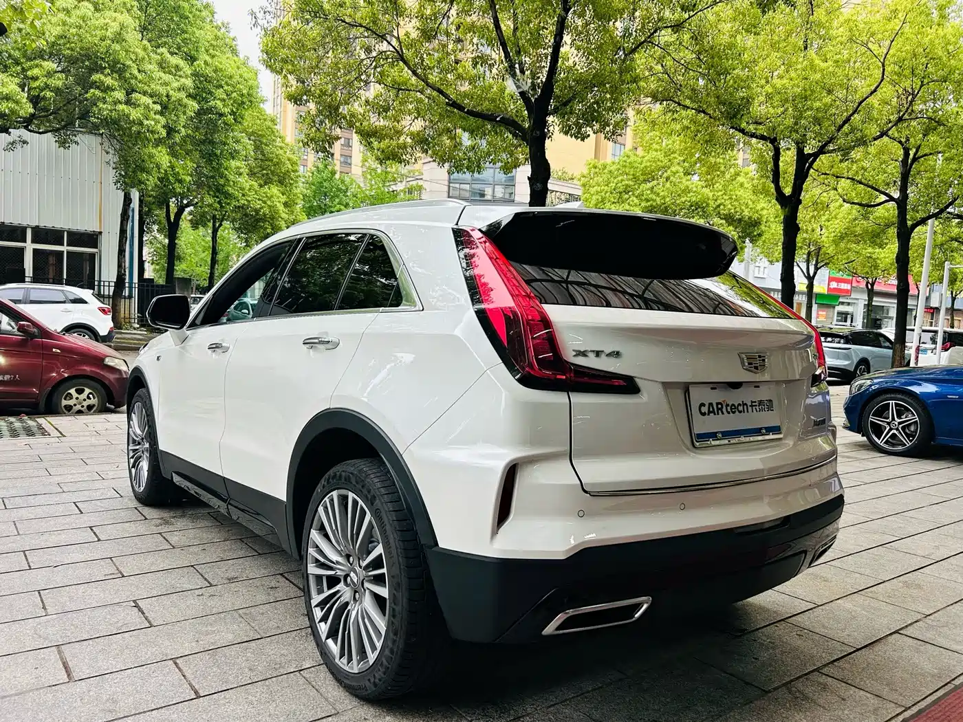 Cadillac XT4 2024 2024 28T 2WD Premium