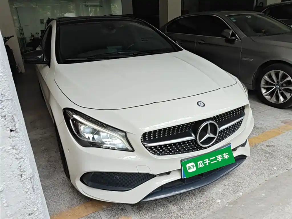 Mercedes-Benz CLA (Import) 2016 Facelift CLA 220 4MATIC фото 4