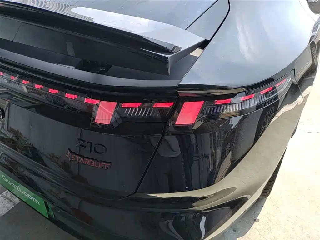 Lynk & Co Z10 2025 STARBUFF 95kWh 766km RWD фото 8