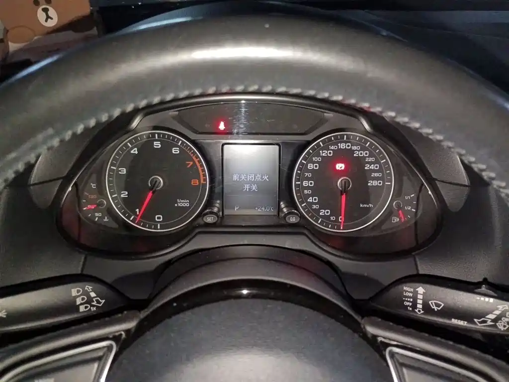 Audi Q5 2015 40 TFSI Technology фото 4