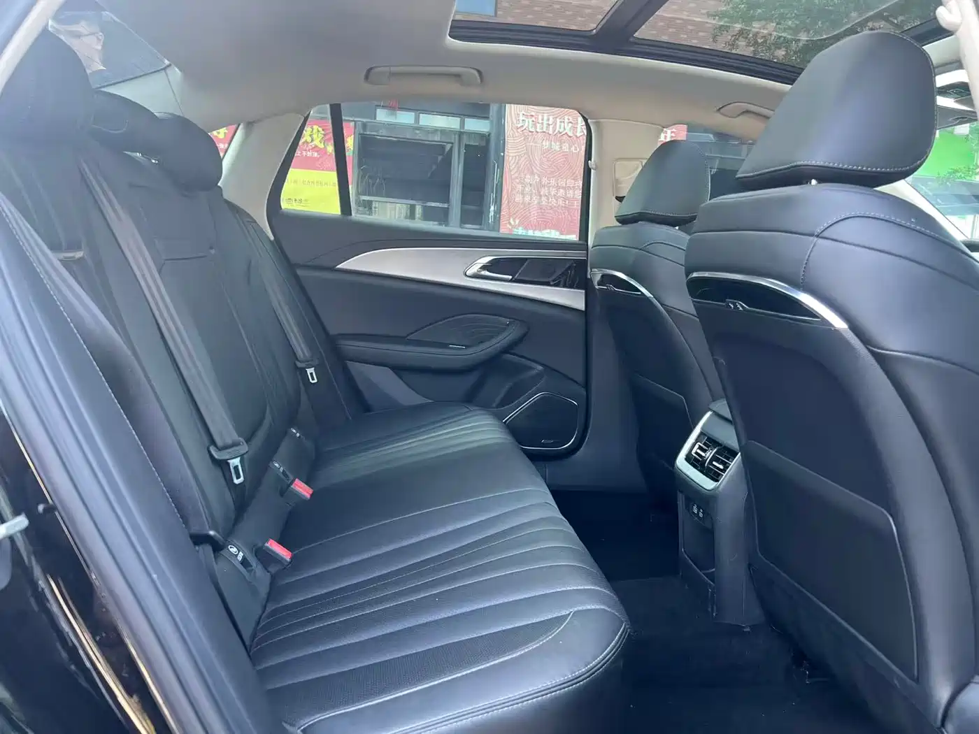 Hongqi H5 2023 1.5T DCT Smart Connect Flag Rhythm фото 6