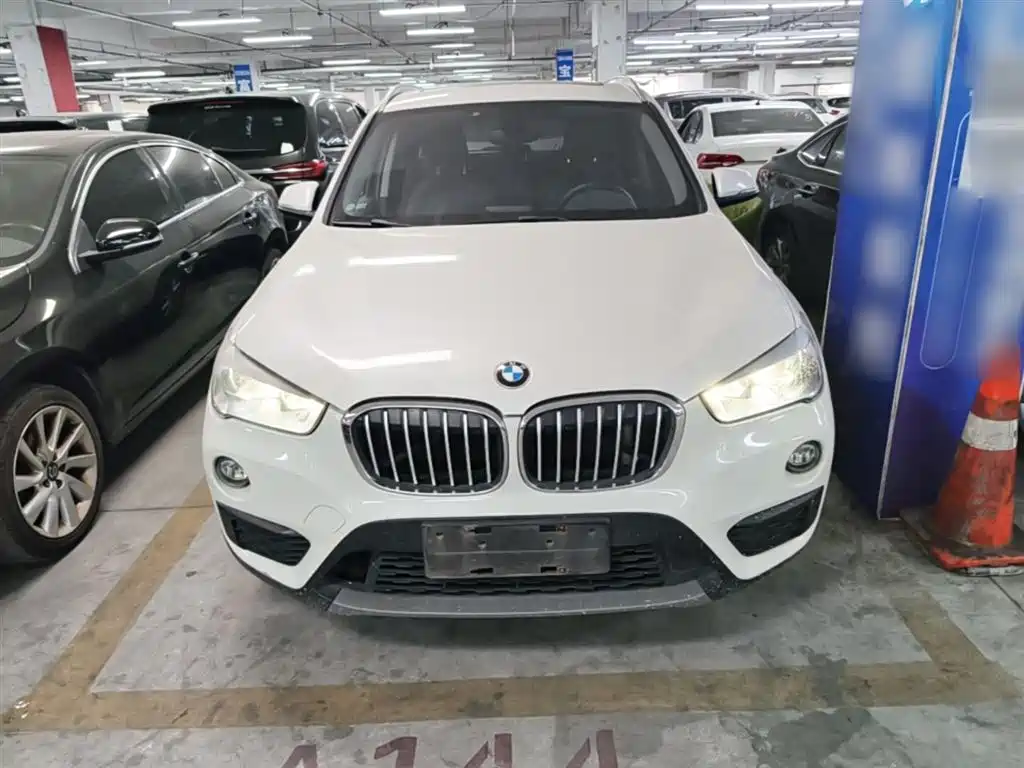 BMW X1 2016 sDrive18Li Fashion Model фото 3