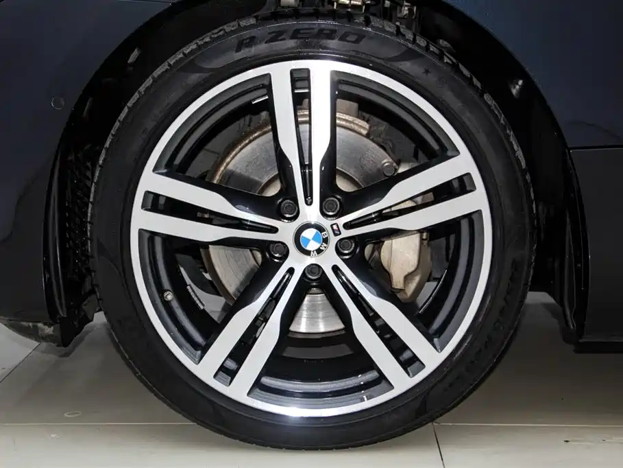 BMW 6 Series GT 2021 630i M Sport Package фото 35