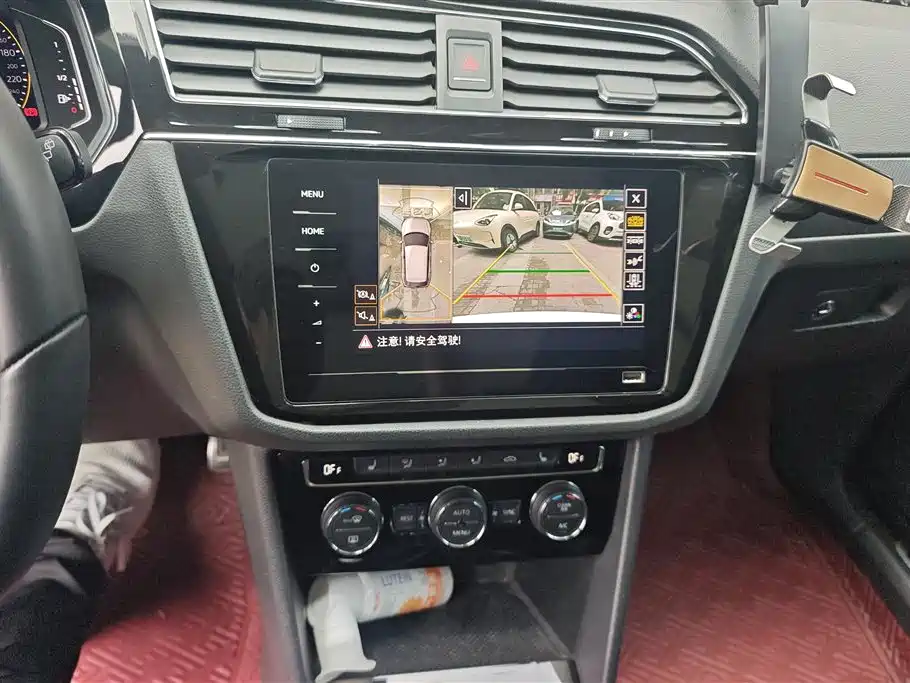 Volkswagen Tiguan L 2021 330TSI Automatic 2WD R-Line Premium фото 13