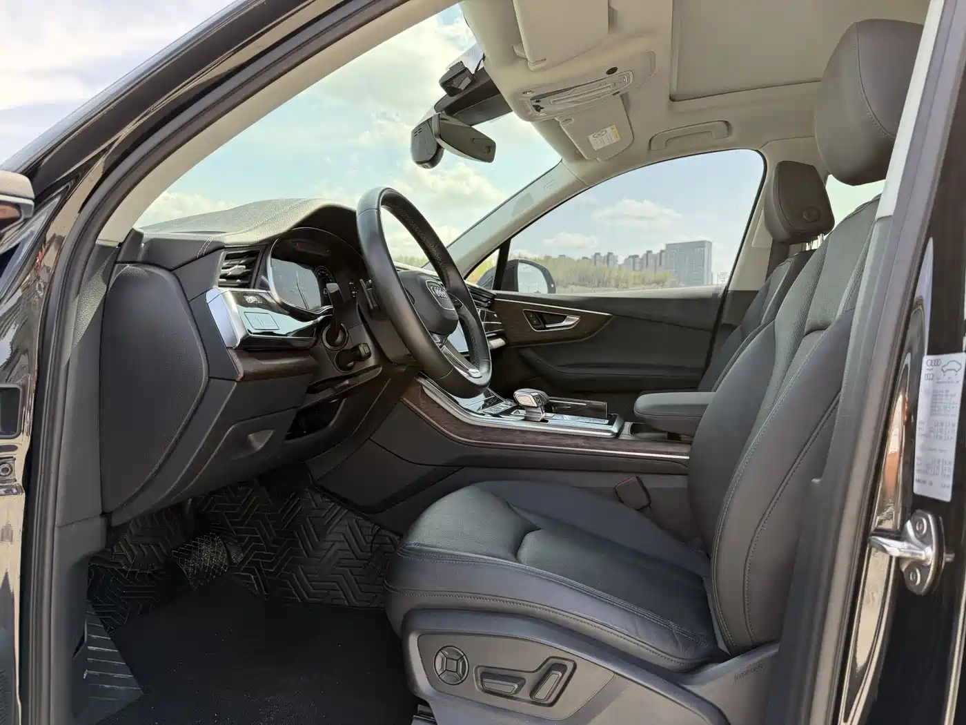 Audi Q7 2023 55 TFSI quattro S line Sport фото 4