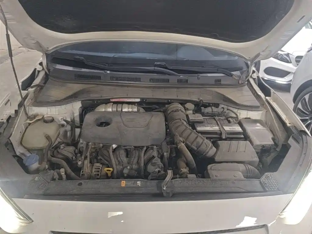 Hyundai ENCINO 2018 1.6T DCT ZhiPao Edition China V фото 20