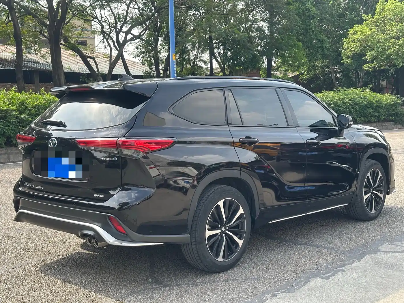 Toyota Crown Kluger 2021 2.5L HEV 4WD Premium фото 6