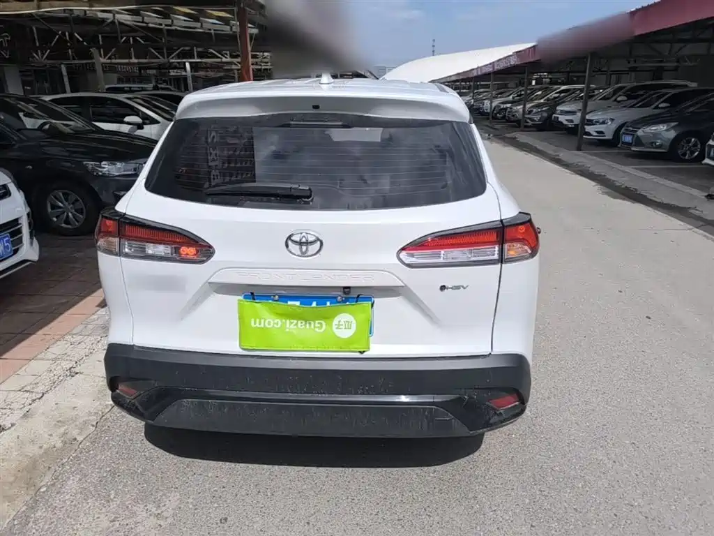 Toyota Frontlander 2024 2.0L Smart Hybrid Dual Engine Leading Edition фото 6