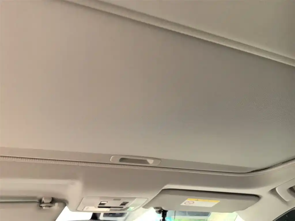 Toyota RAV4 Rongfang 2015 2.0L CVT 2WD Trend Edition фото 18