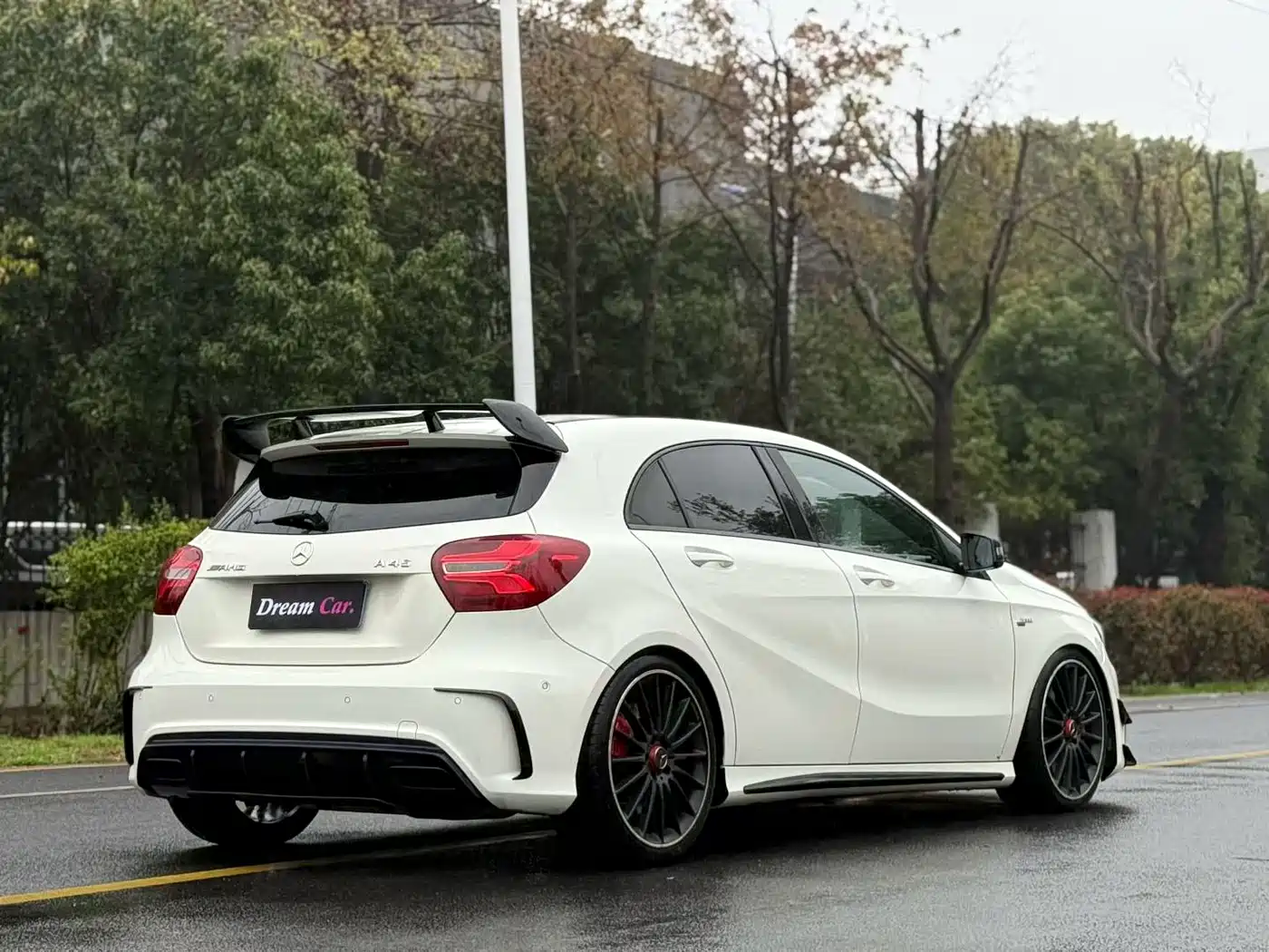 Mercedes-Benz A-Class AMG (Import) 2016 AMG A 45 4MATIC фото 9