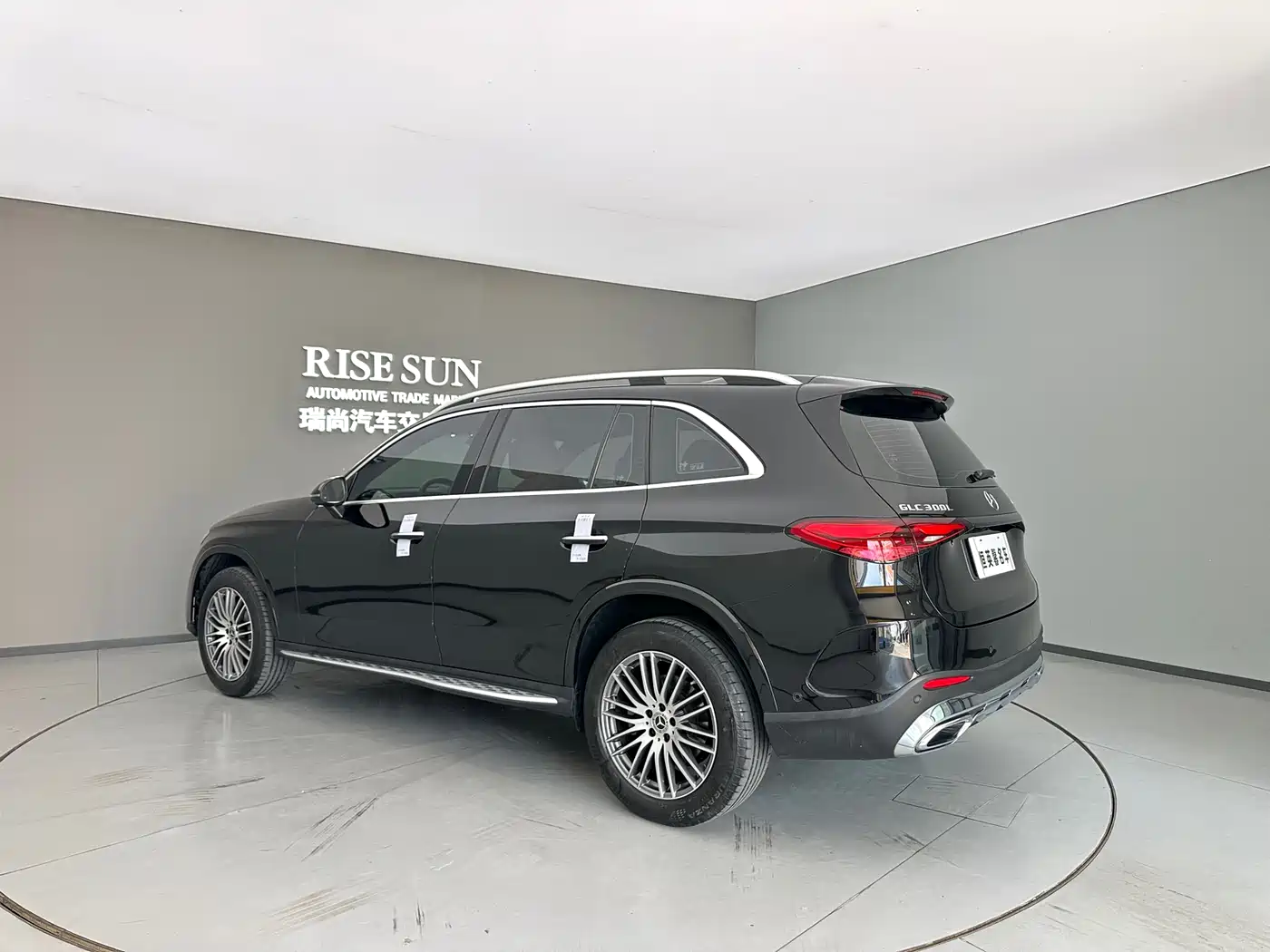 Mercedes-Benz GLC 2023 GLC 300 L 4MATIC Dynamic 7-Seater фото 7