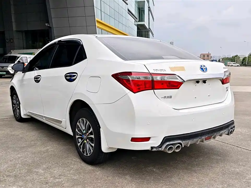 Toyota Corolla 2017 1.2T CVT GL фото 5