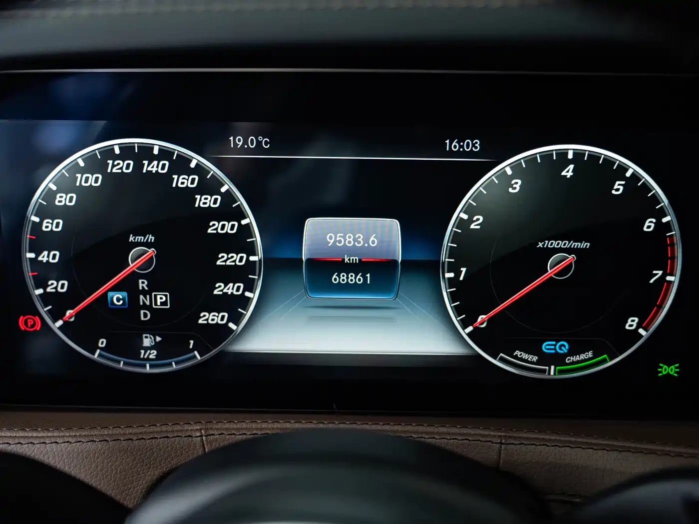 Mercedes-Benz S-Class 2020 S 350 L Premium Edition Collector's Version фото 12