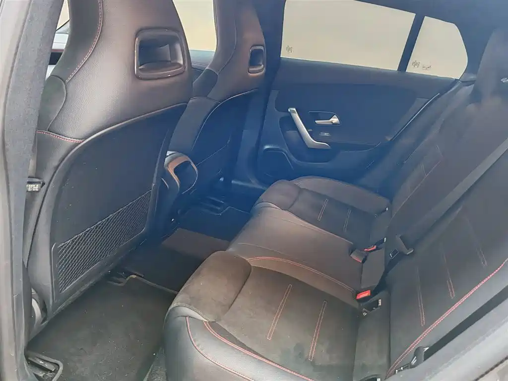 MERCEDES-BENZ CLA (IMPORT)