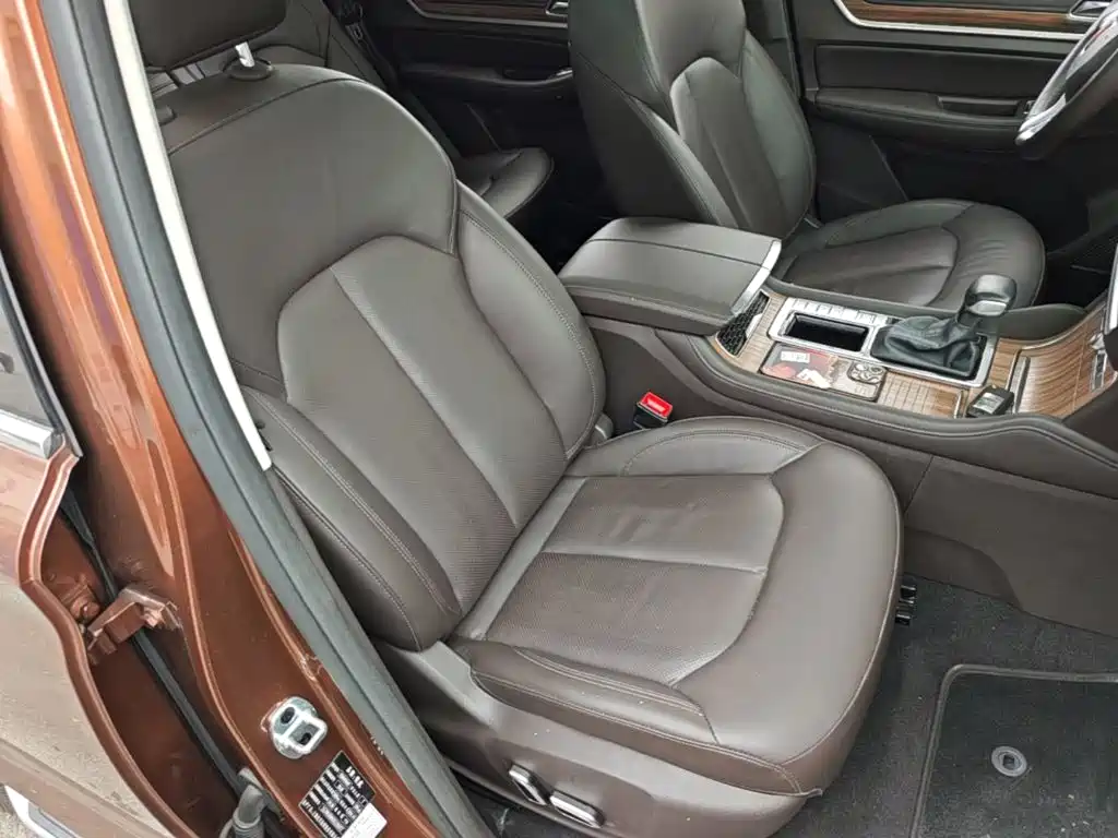 Roewe RX8 2018 2018 30T Internet-connected 2WD Ultimate Edition