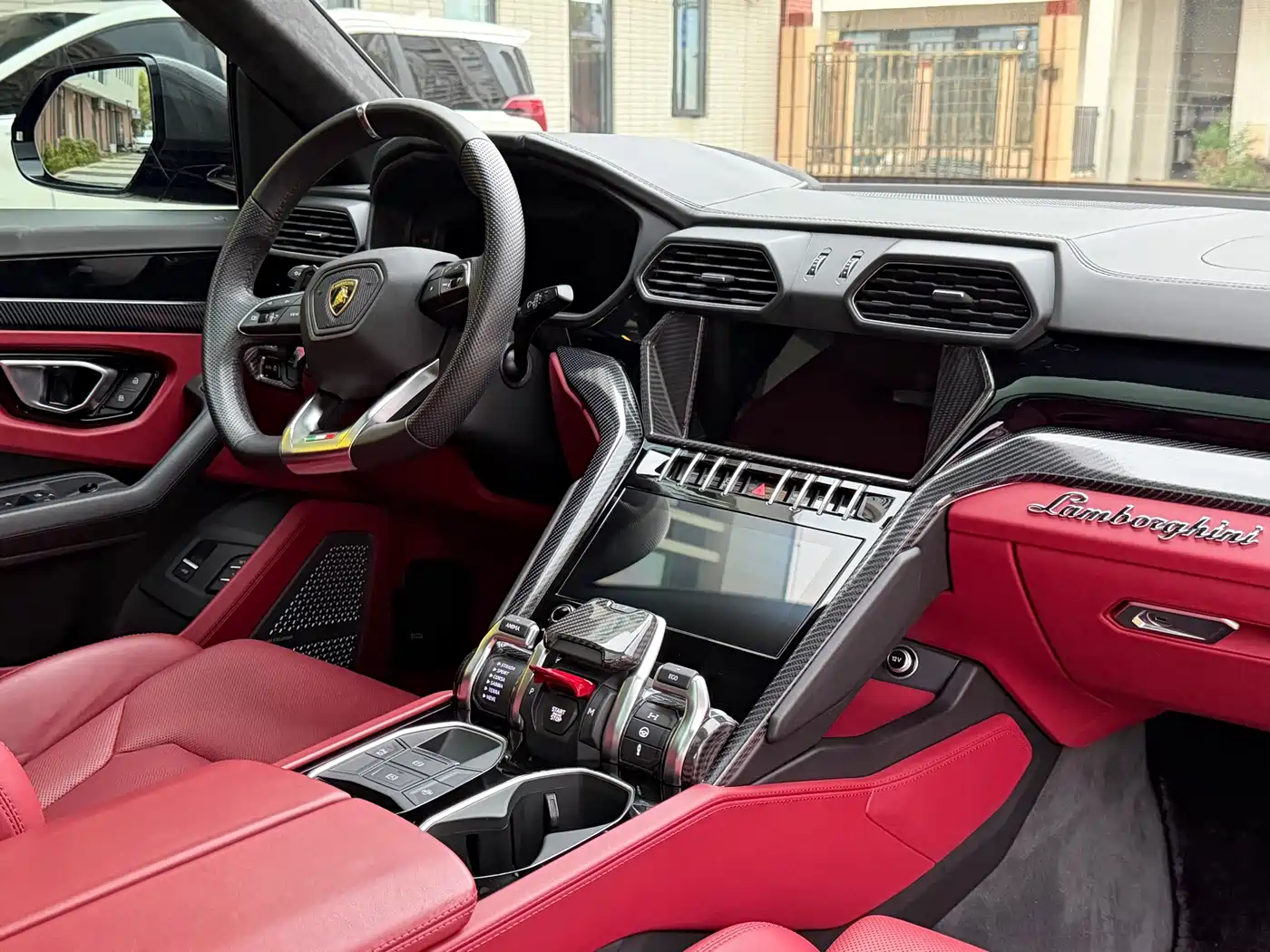 Lamborghini Urus 2021 4.0T V8 фото 5