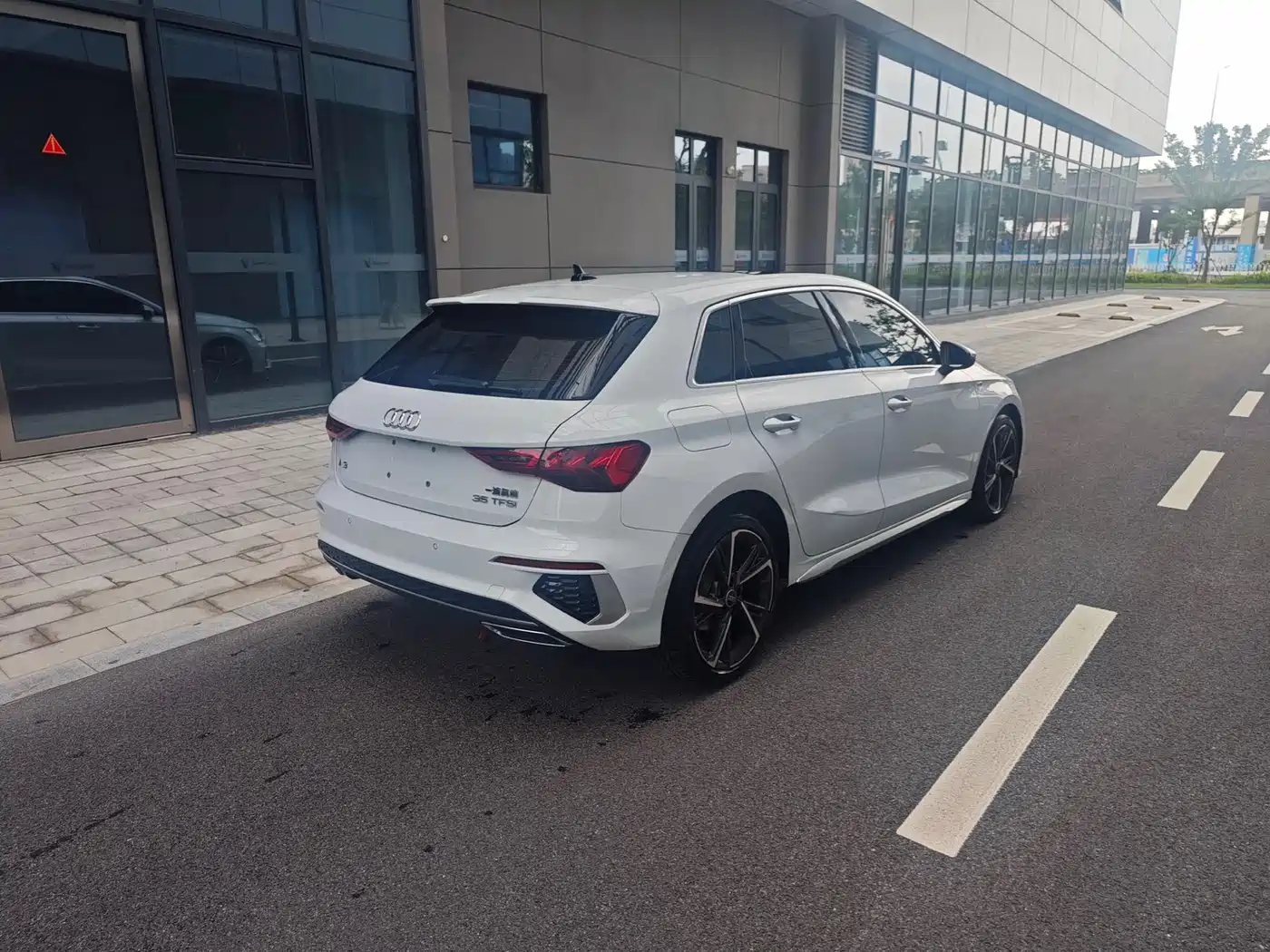 Audi A3 2023 Sportback 35 TFSI Fashion Sport фото 5