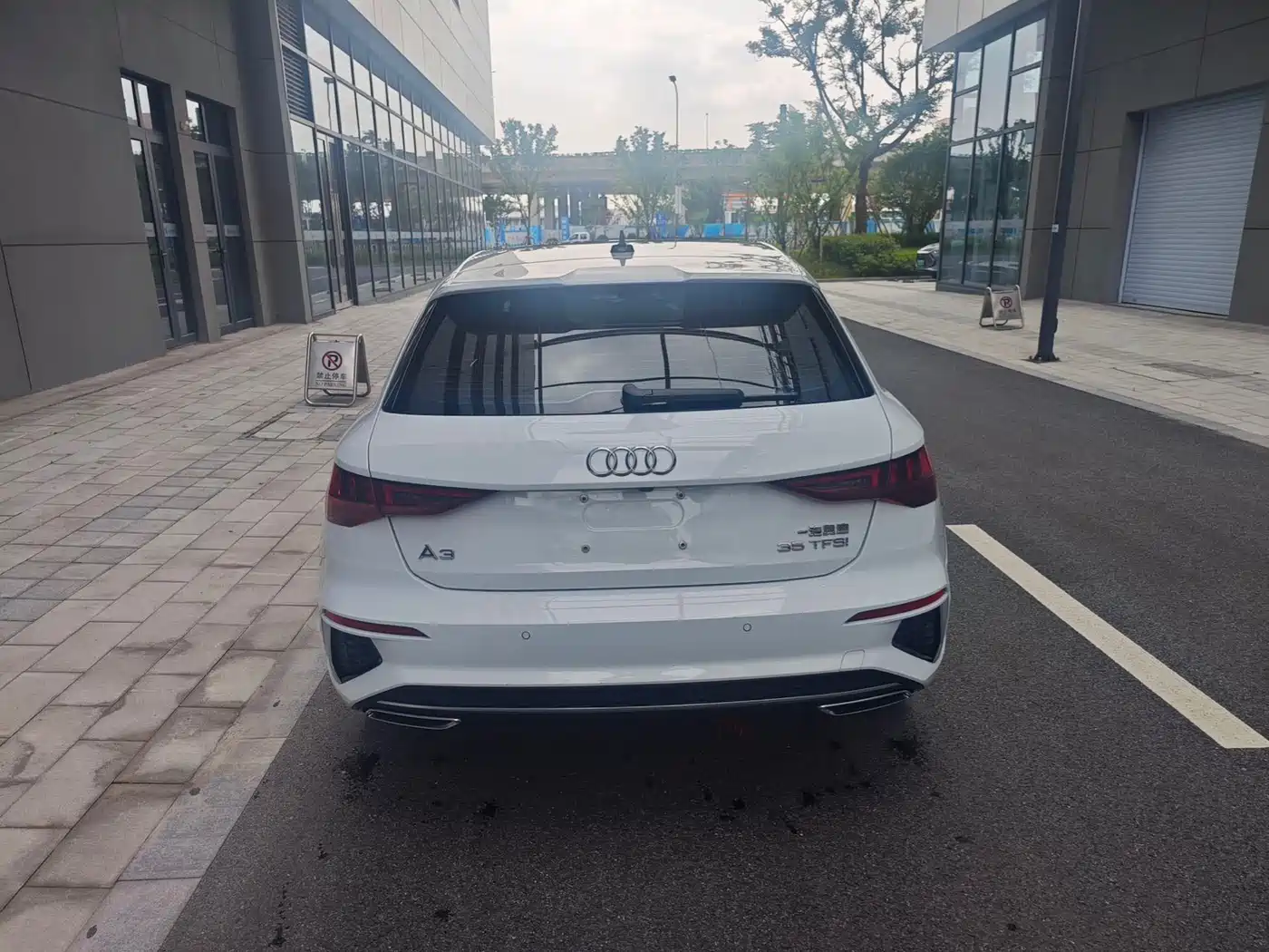 Audi A3 2023 Sportback 35 TFSI Fashion Sport фото 4