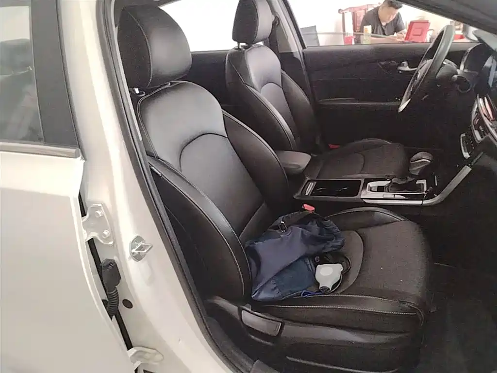 Kia K3 2019 1.5L CVT Smart Connect Edition фото 25