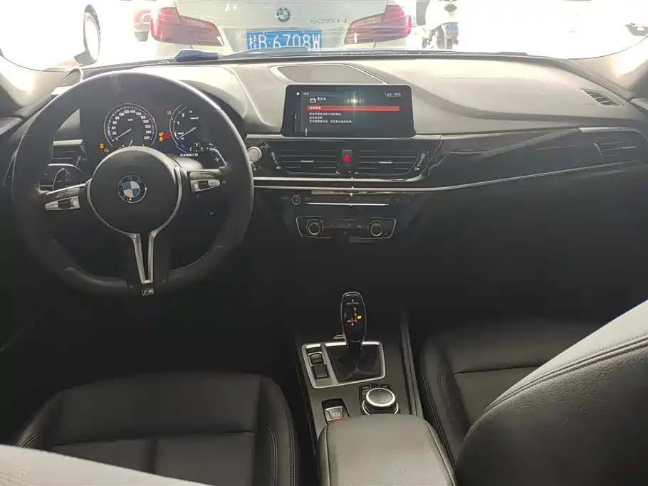 BMW 1 Series 2021 120i M Sport фото 12