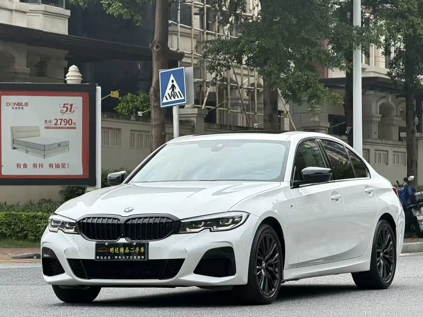 BMW 3 Series 2021 325i M Sport Night Edition фото 3