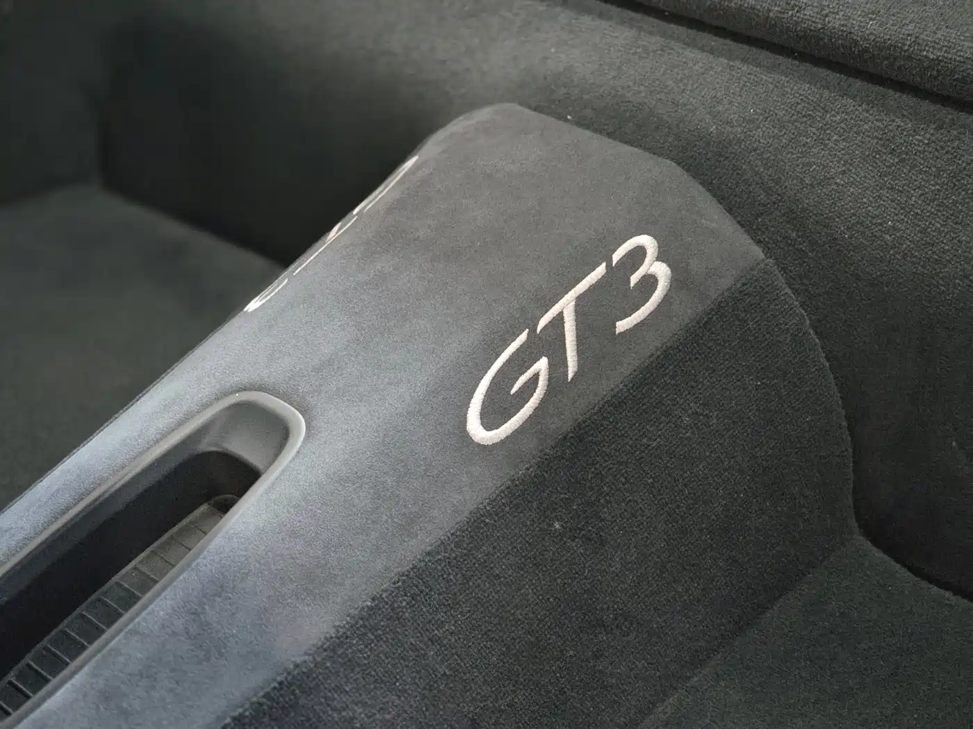 Porsche 911 2013 GT3 3.8L фото 20