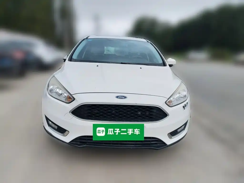 Фото 3 - Ford Focus
