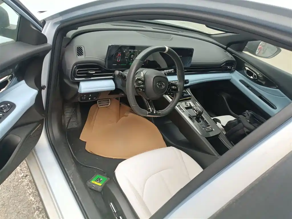 GAC Trumpchi Trumpchi Emkoo 2023 Shadow Leopard H Smart Hybrid фото 10
