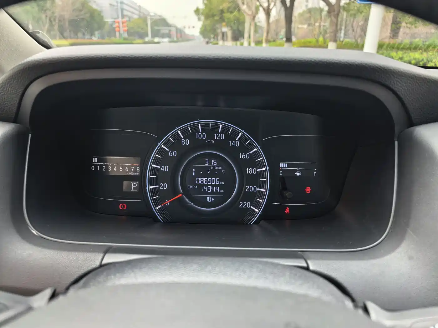 Honda Odyssey 2015 Facelift 2.4L Smart Enjoyment Edition фото 11