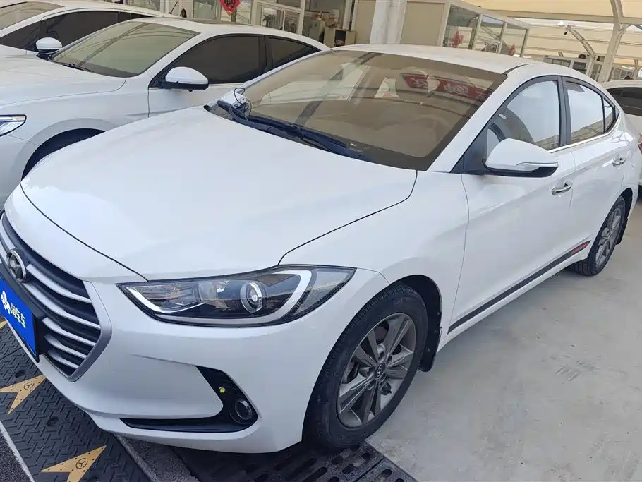 Hyundai Elantra 2016 1.6L Manual Smart·Youth Edition