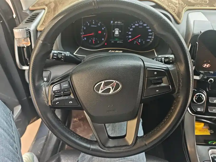 Hyundai Beijing Hyundai ix35 2019 2.0L Automatic 2WD Zhiyong·Enjoy China V фото 15