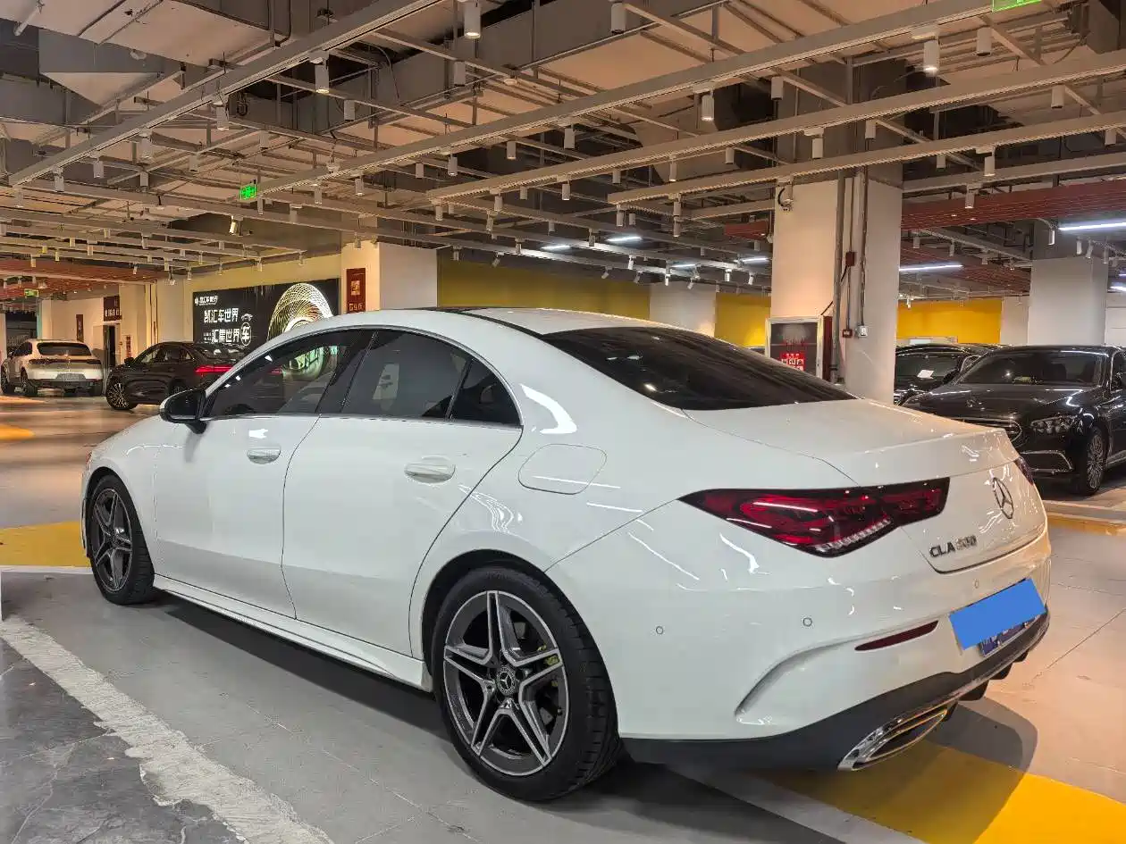 Mercedes-Benz CLA (Import) 2021 CLA 200 фото 9