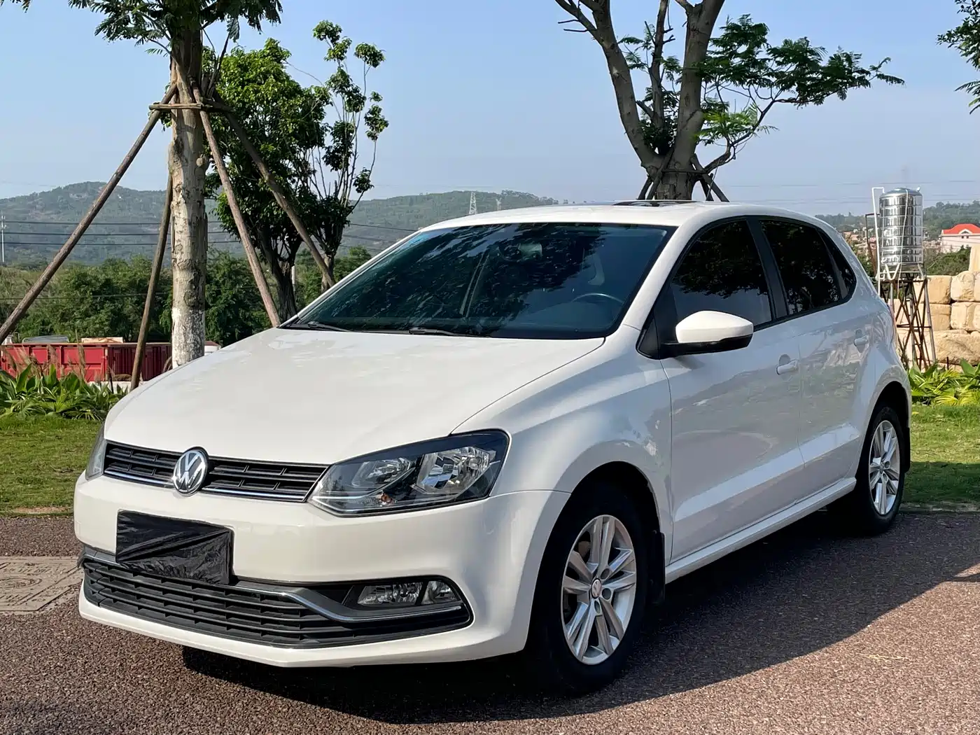 Volkswagen Polo 2016 1.6L Automatic Comfort
