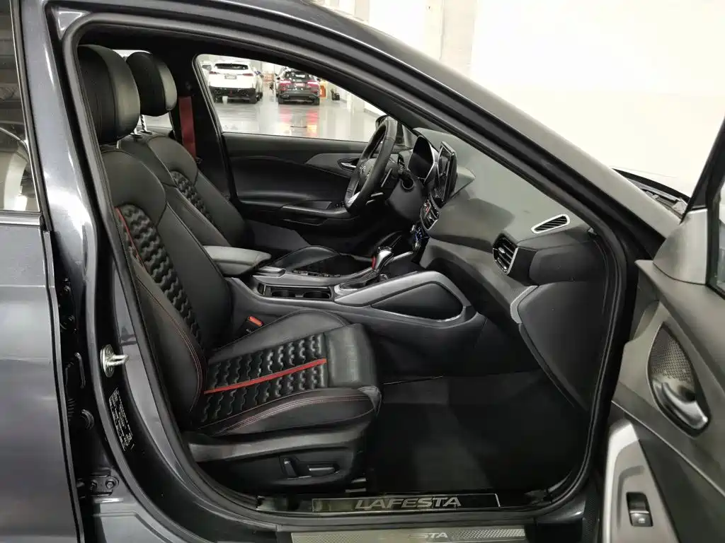 Фото 23 - Hyundai Fista