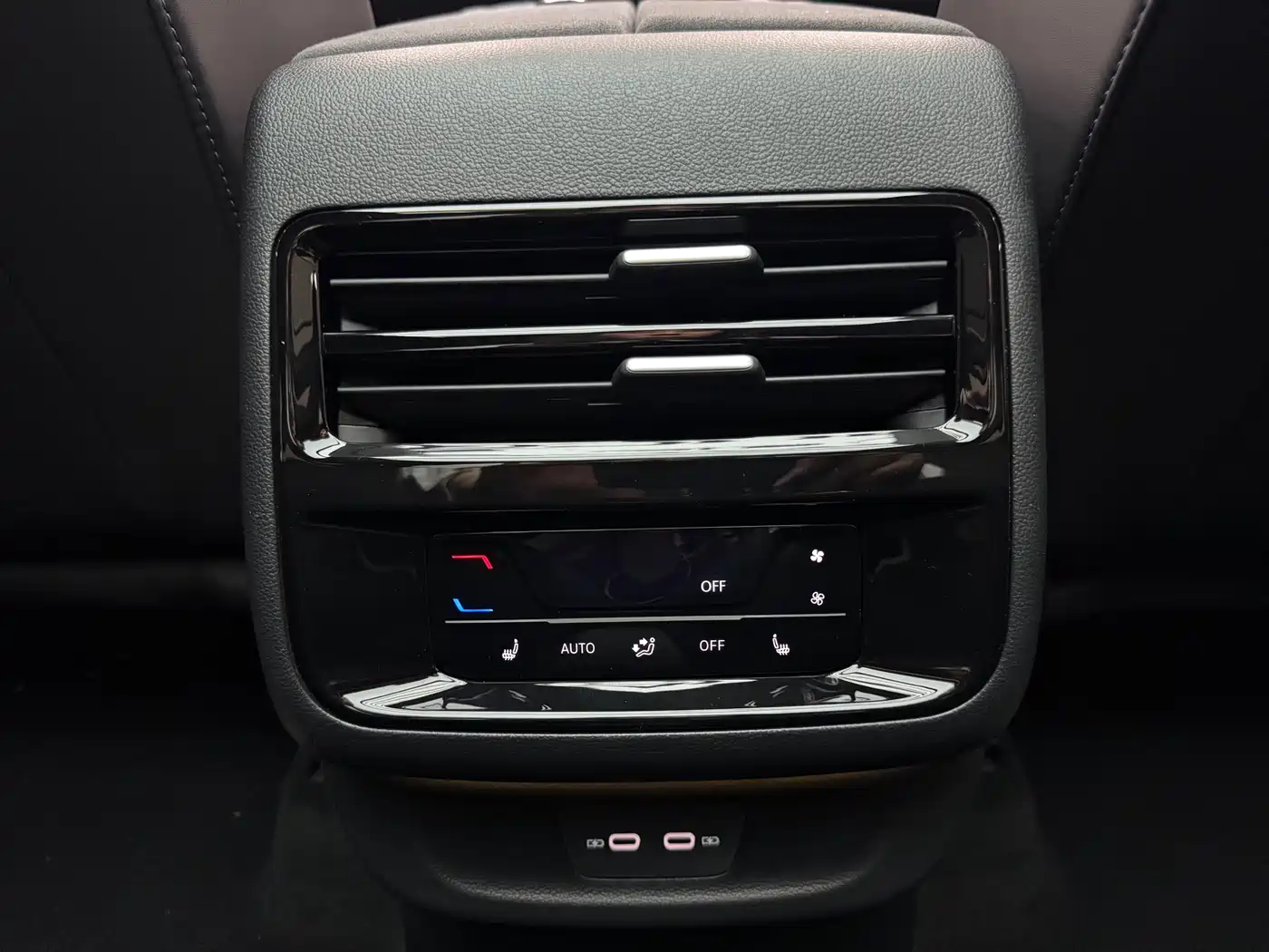 VOLKSWAGEN TOURANG