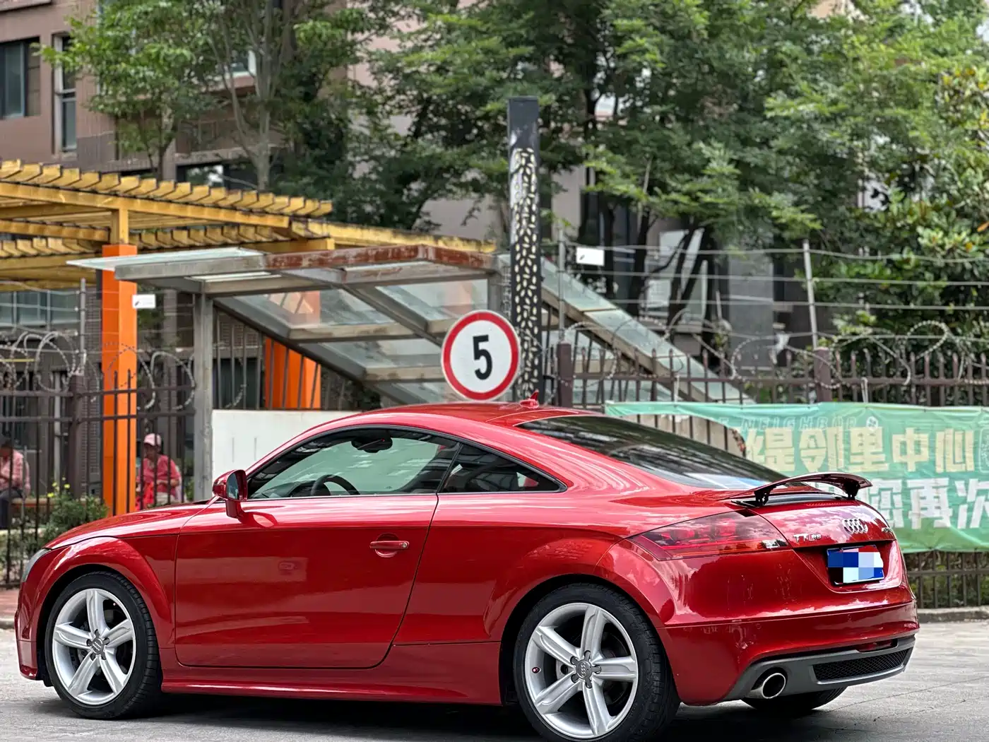 Audi TT 2013 TT Coupe 45 TFSI Colorful Fantasy Edition фото 17