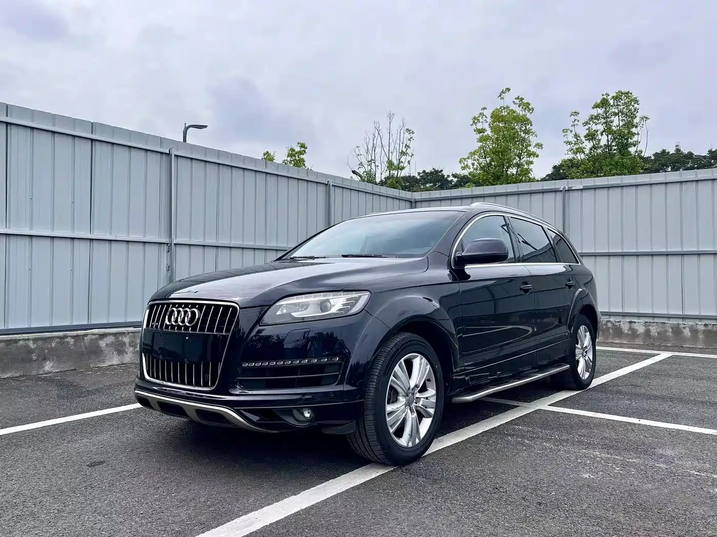 Photo 1 - Audi Q7