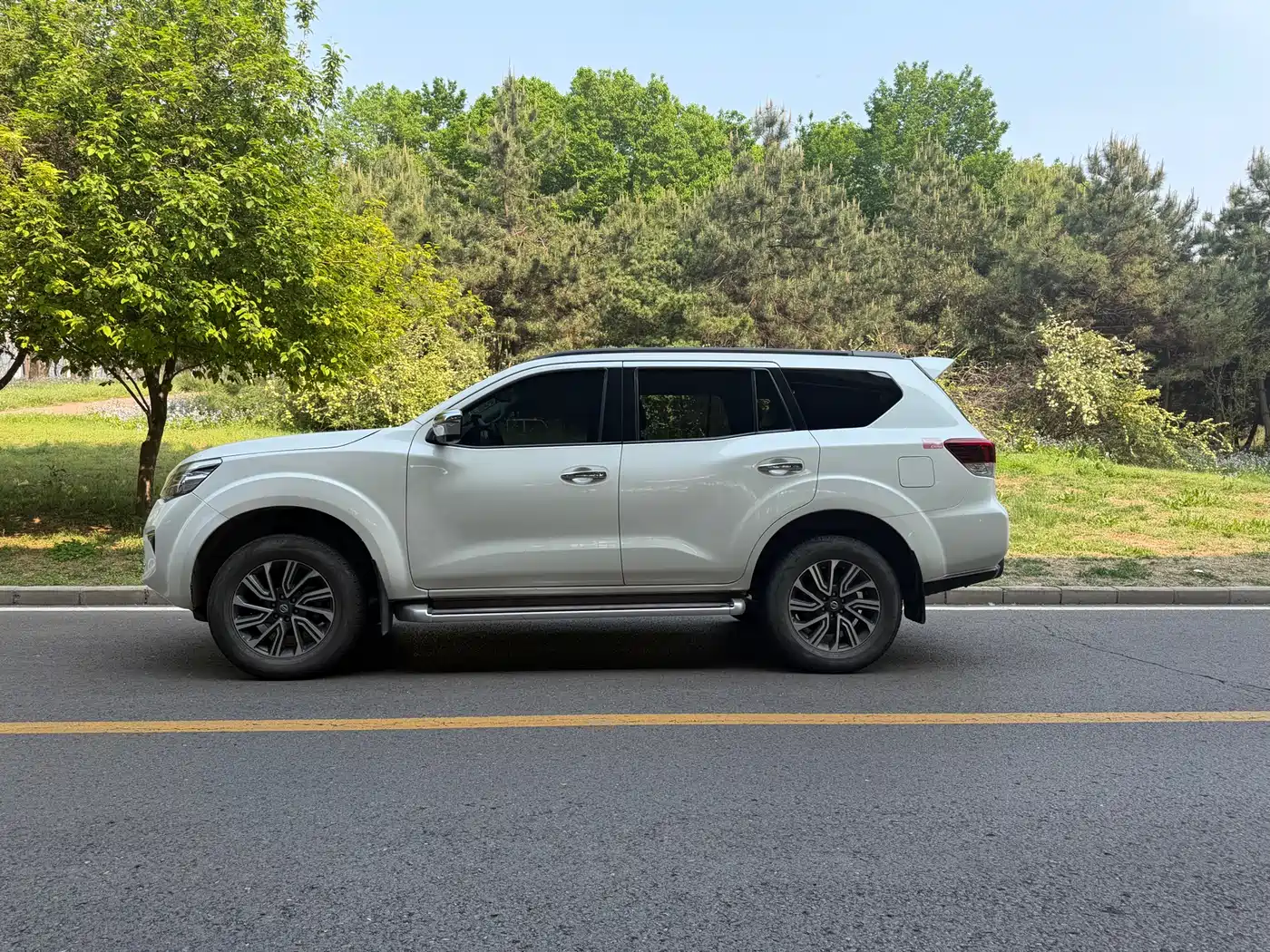 Nissan Terra 2018 2.5L Automatic AWD Flagship фото 4