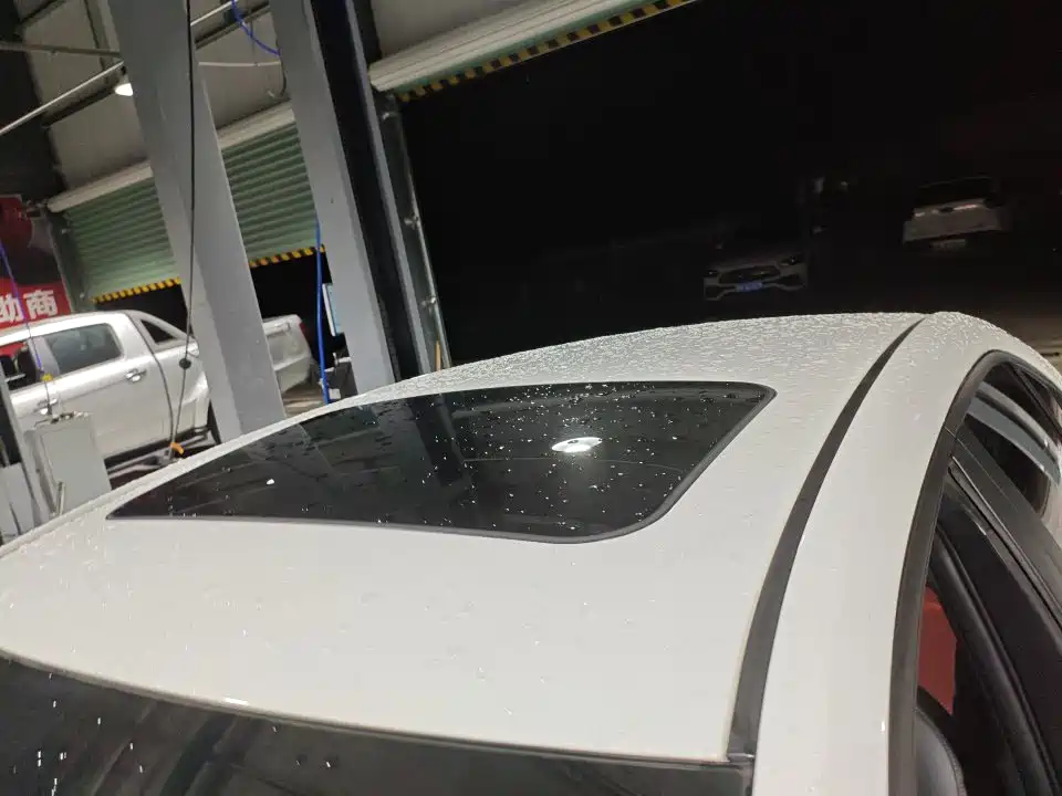 Toyota Levin 2023 Smart Hybrid 1.8L Sport Edition фото 2