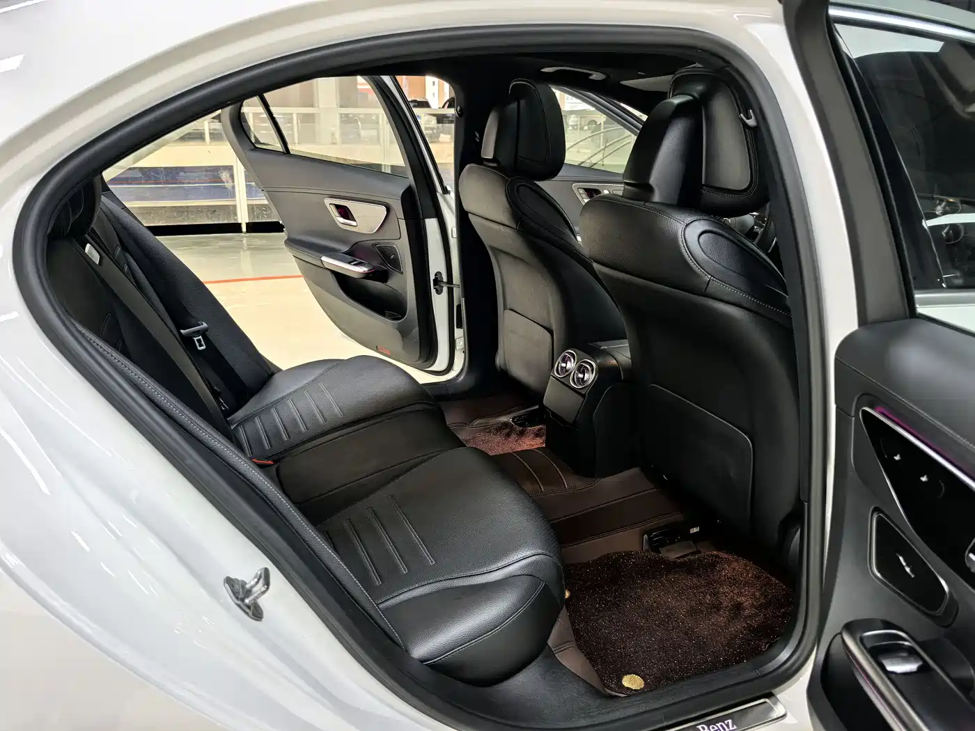Mercedes-Benz C-Class 2023 C 260 L Sport фото 15