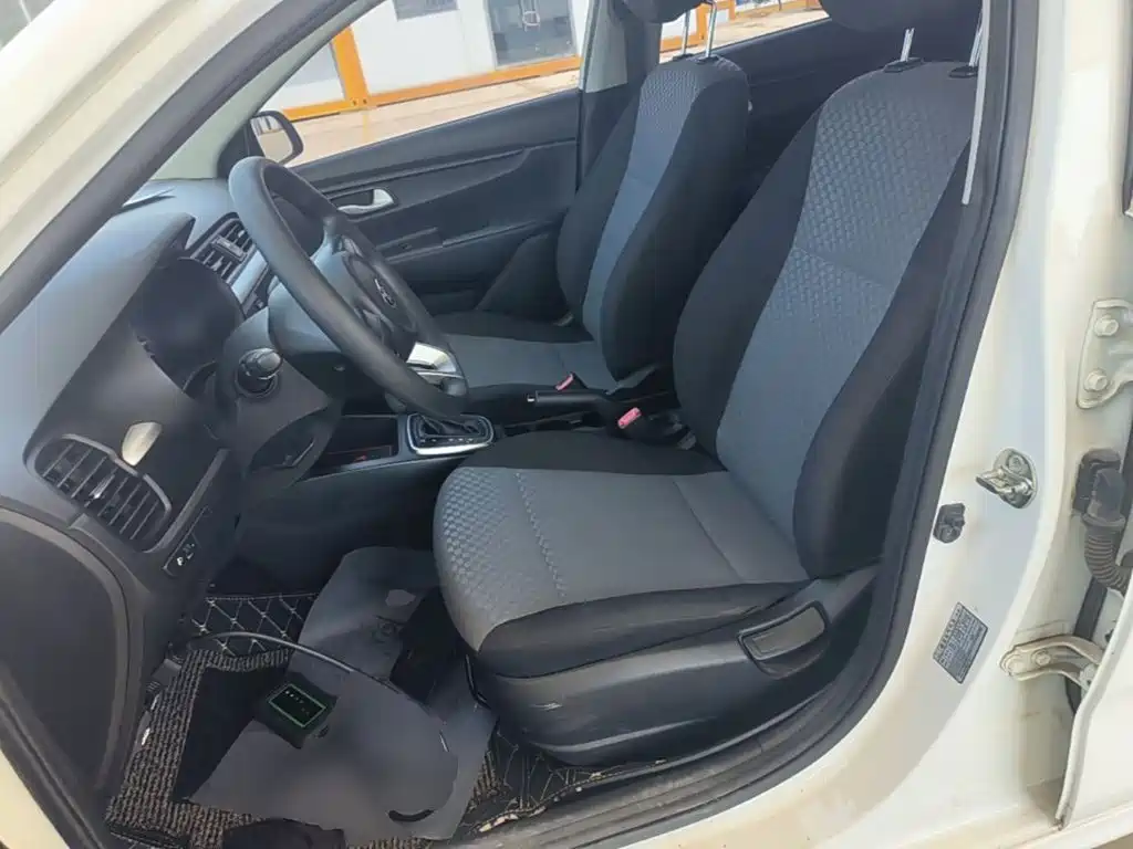 Kia K2 2018 2017 Sedan 1.4L AT GLS