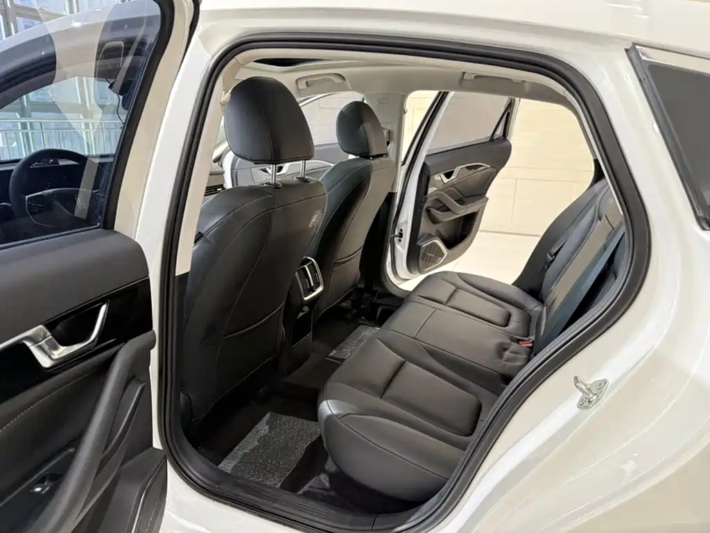 Besturn B70 2024 2023 3rd Generation 1.5T Automatic Comfort