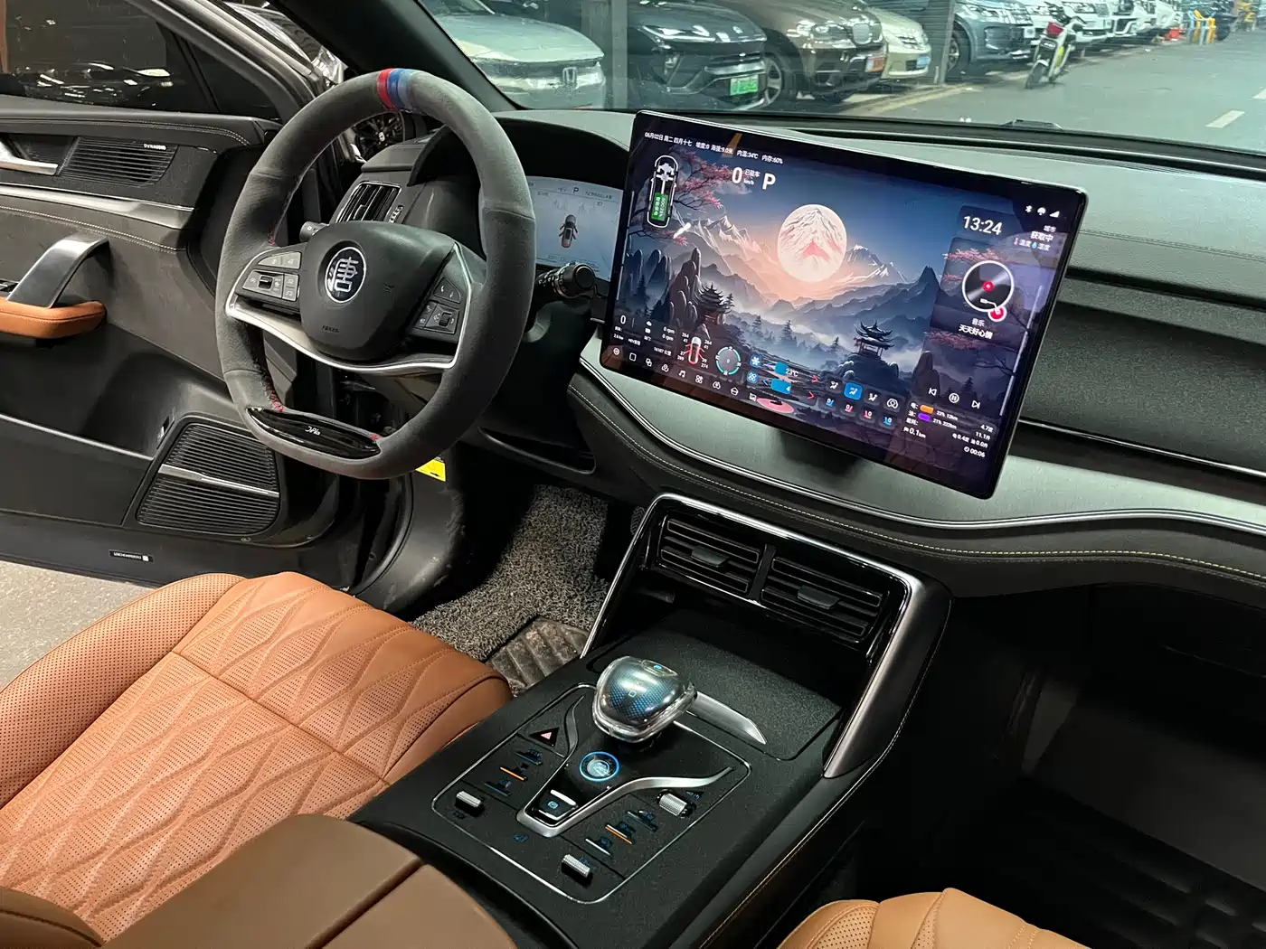 BYD Tang New Energy 2023 Model DM-i Champion Edition 112KM Honor фото 19
