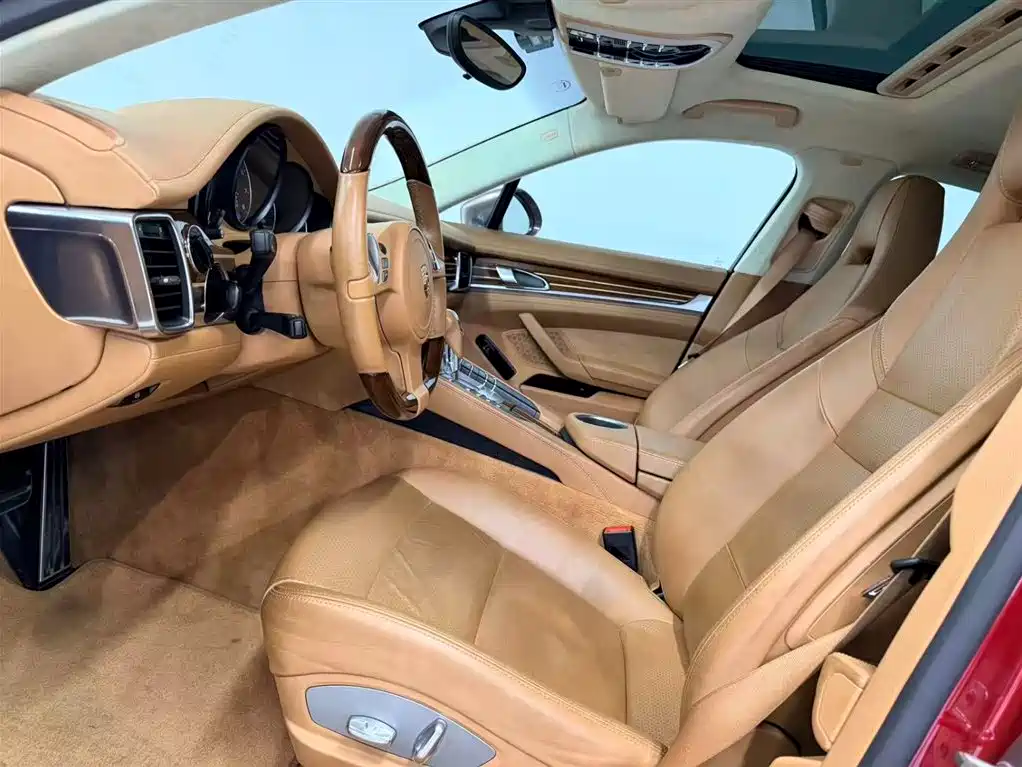 Porsche Panamera 2013 Panamera Platinum Edition 3.6L фото 11