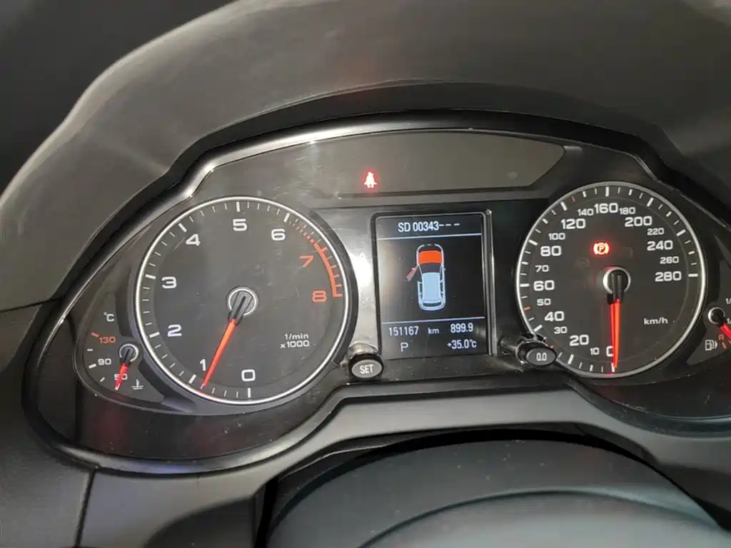 Audi Q5 2018 Collector's Edition 40 TFSI Technology фото 12