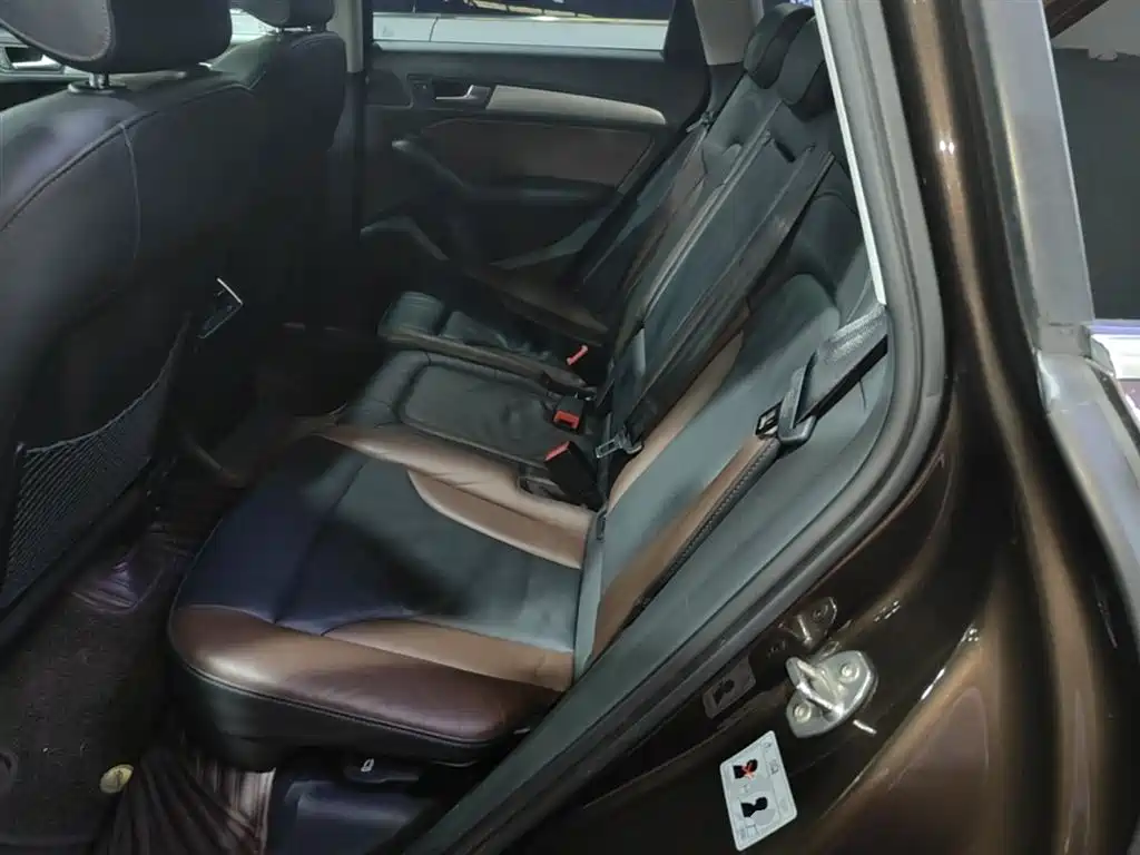 Audi Q5 2018 Collector's Edition 40 TFSI Technology фото 17